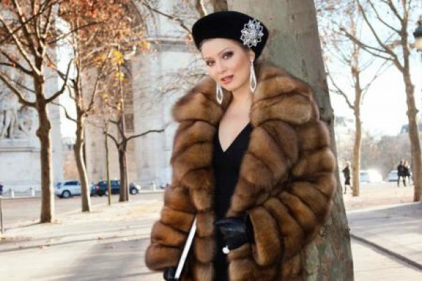 Лена Ленина: "В России лучше!" 