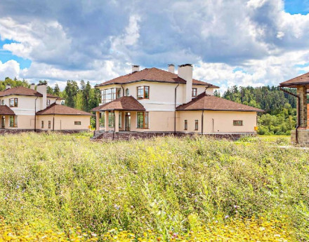 Коттеджи в Истринских усадьбах