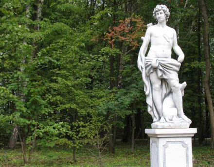 В Романовском парке