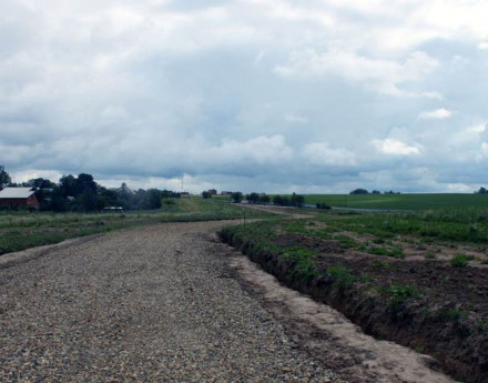 Дорога в поселок Ревякино