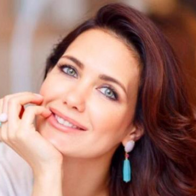 Порно ресейлік дәрігерлер Эмма Старрмен онлайн порно