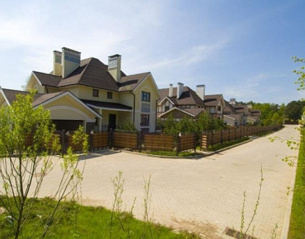 Виды поселка Сареево