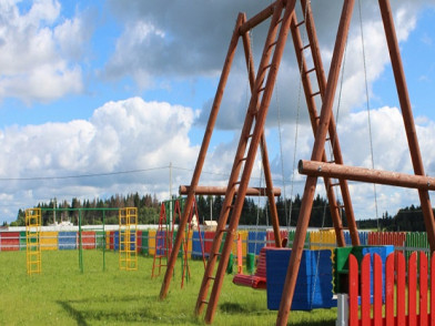 Детская площадка в Парке Природы