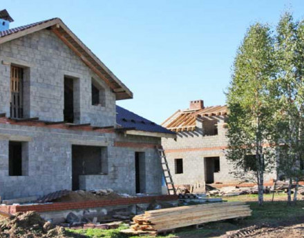 Дома в Лесной поляне