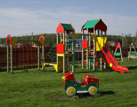 Сосновка Парк на Симферопольском шоссе