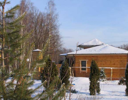 Дома в Романовском парке